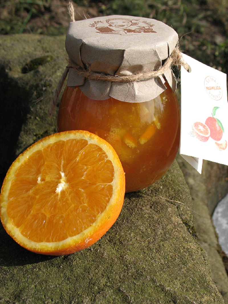 Marmeláda pomerančová s kůrou